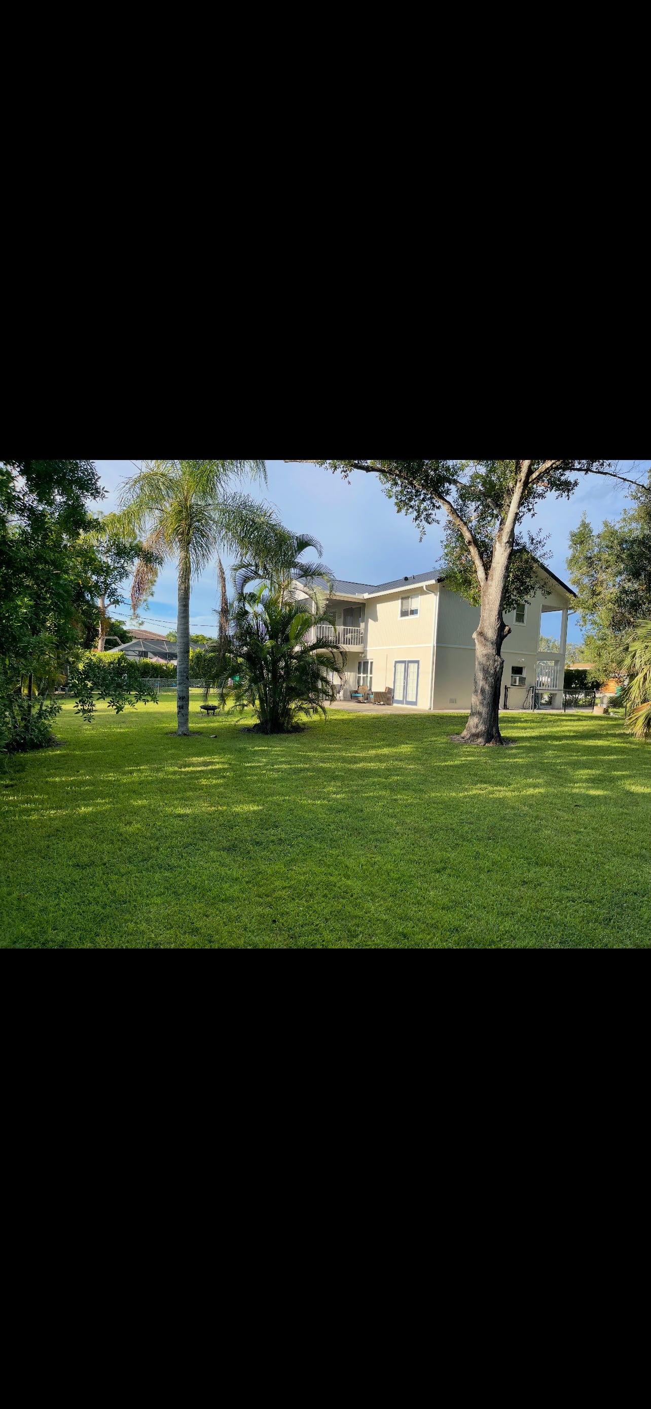 Homes For Rent - 1337 Center Ln<br/> Naples, FL 34110